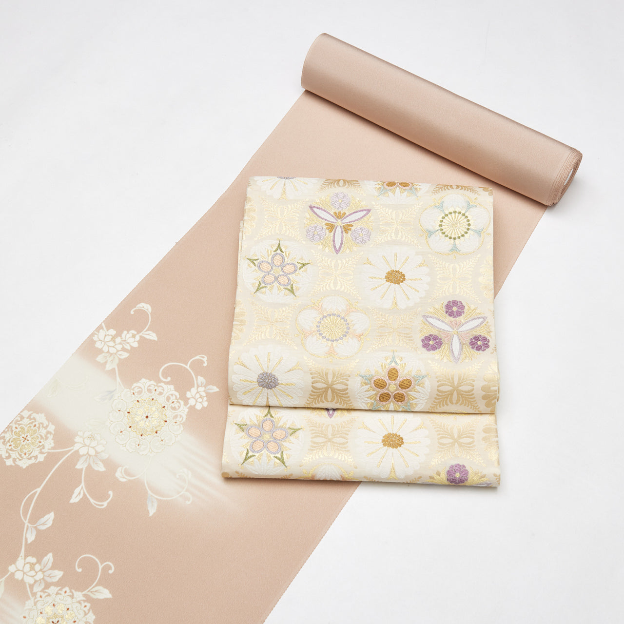 女性 着物＋帯セット「付下げ 華文唐草」×「袋帯 華文尽くし」 – 銀座