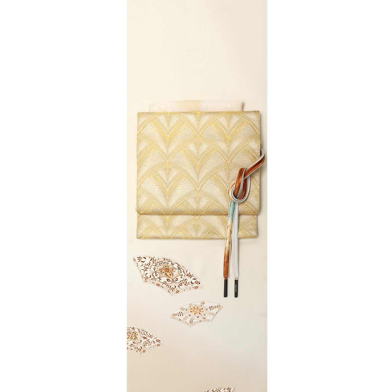 人間国宝 北村武資 袋帯「本金」入卒式や披露宴へ – 銀座もとじ