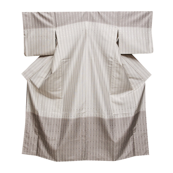 紬織 池田リサ【仲間由紀恵さん着用】絵羽紬「熨斗目 浮き織入り グレー」